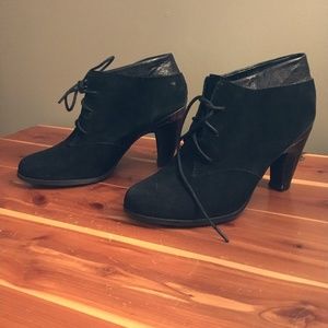 Kenneth Cole Reaction Laceup Ankle Boots